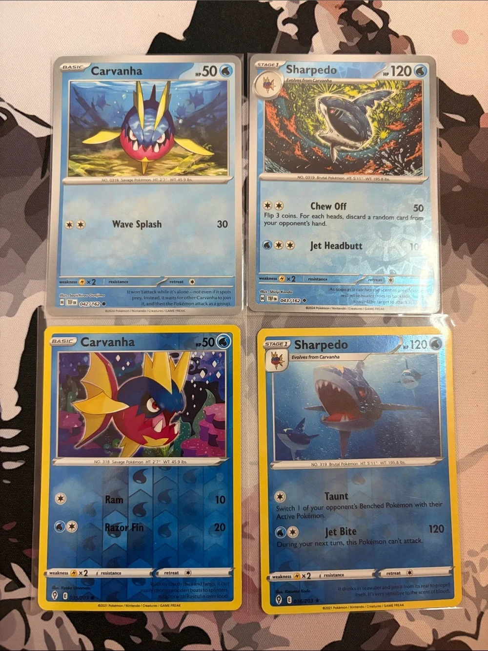 Carvanha & Sharpedo Reverse Holo Pokémon Evolution Card Lot 🦈 | 4 Cards ✨5/$25✨